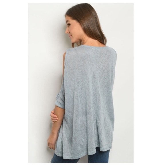 NWT Cold Shoulder Blue Short Sleeve Top S M L - Picture 3 of 4